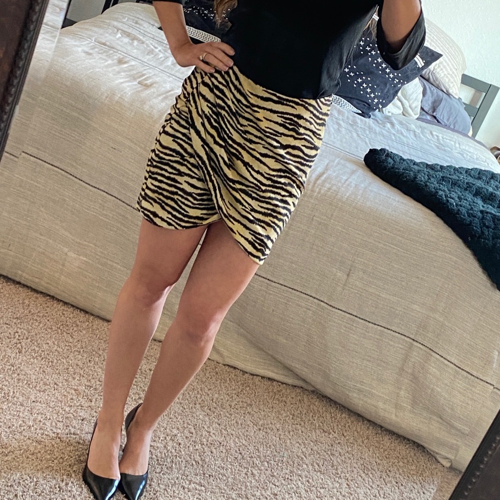 Maison Scotch Couture Tiger print skirt